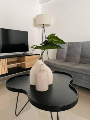 APARTAMENTO COMPLETO SECTOR LAURELES-ESTADIO hasta 8 personas 601
